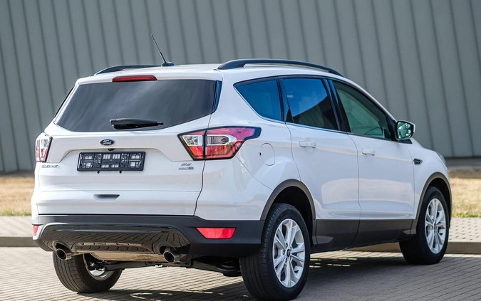 Ford Kuga cena 53900 przebieg: 138679, rok produkcji 2018 z Białystok małe 326